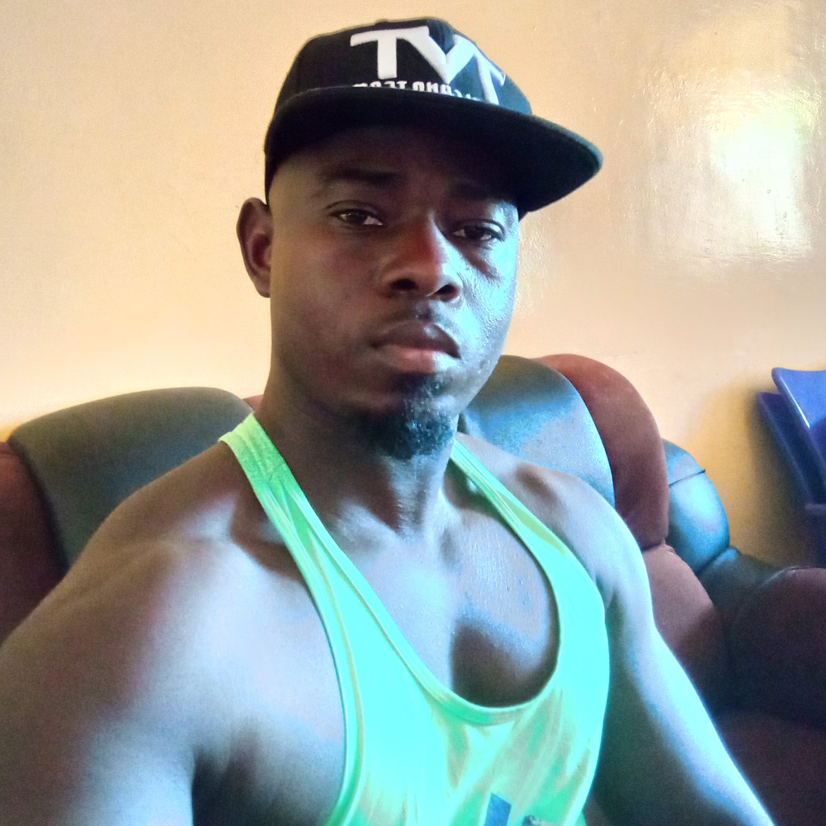 BenjaminSanou4's tweet photo. #NouvellePhotoDeProfil https://t.co/kcJUHflxOO