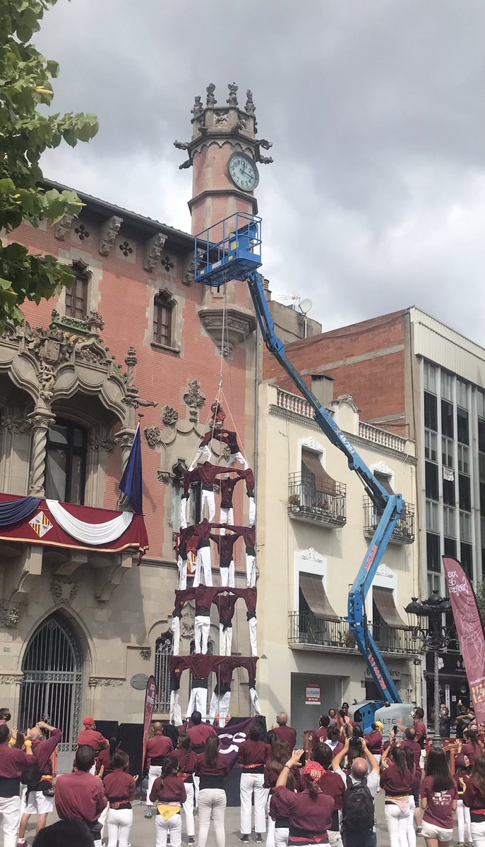castellers out of context tweet media