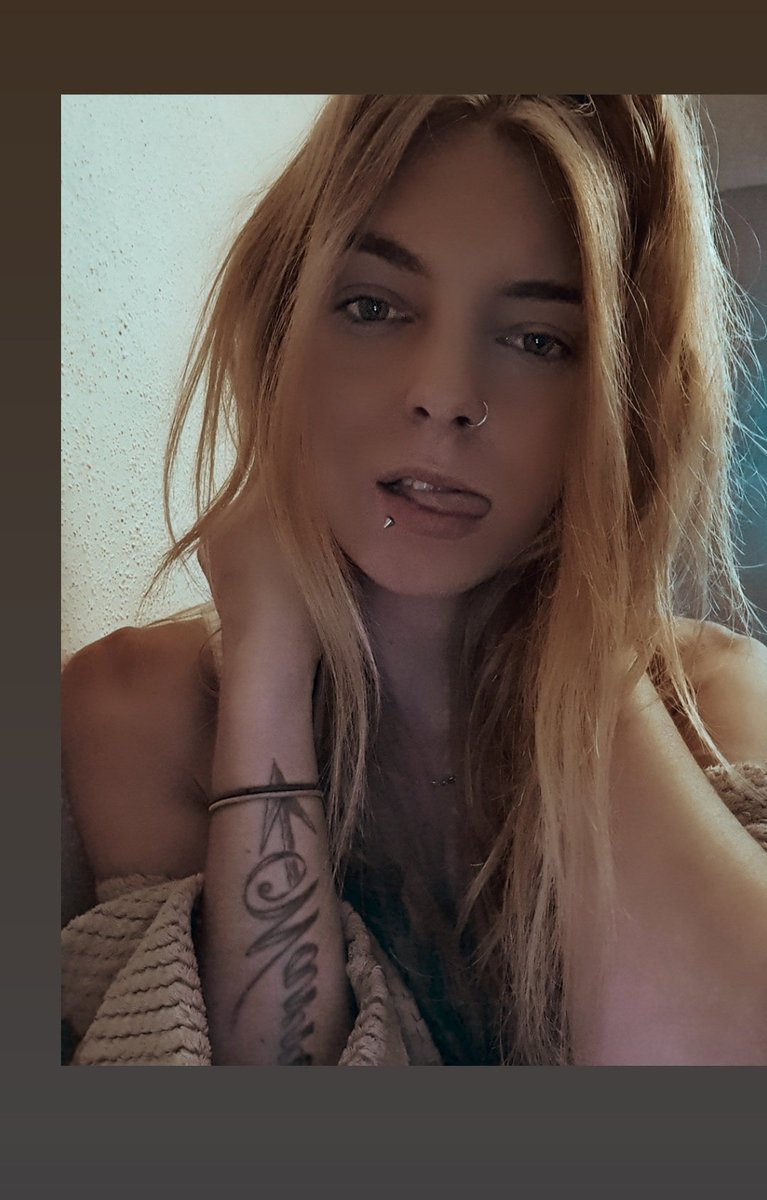 Back in my comfies after a lovely day out ☺