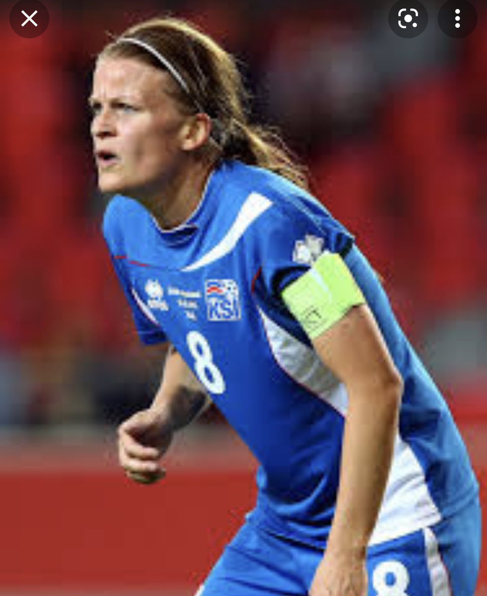 Hér er mín tillaga að næsta formanni KSI. Fyrsta verk kvennaliðin fái sama atkvæðamagn og karlaliðin á KSi þingi. 2 fyrir mfl + 1 fyrir yngri flokkastarf.