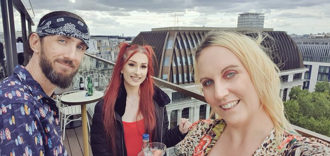 1 pic. Was lovely to meet the wonderful @littlegigi79 yesterday for a cheeky drink at lsq rooftop bar