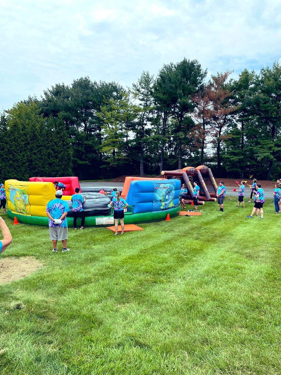 MissMendoza__'s tweet photo. Who said play is only for children? 👀 Teachers sure know how to have fun! 

Thank you @CentennialSchLU for organizing a fun-filled afternoon to bond, let loose, and rejoice after a day of staff development training. 

#BacktoSchool2021 📚🎪 https://t.co/S4sH4FMUD8