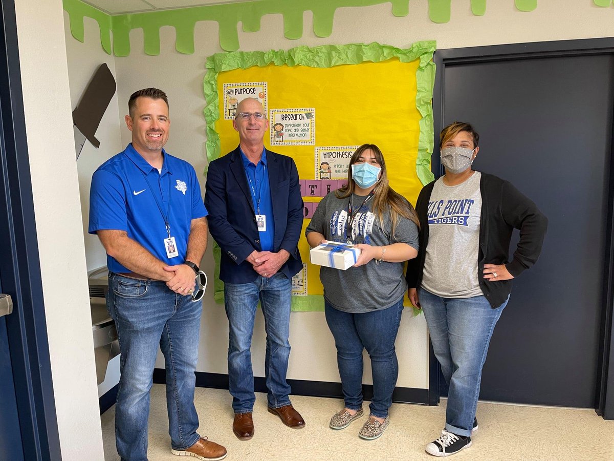 WillsPointISD's tweet photo. Congratulations to our August Teachers and Staff of the Month!  We are super stoked about the group of educators and paraeducators in WPISD this  year.  #willspointproud https://t.co/4luB4gEsSH