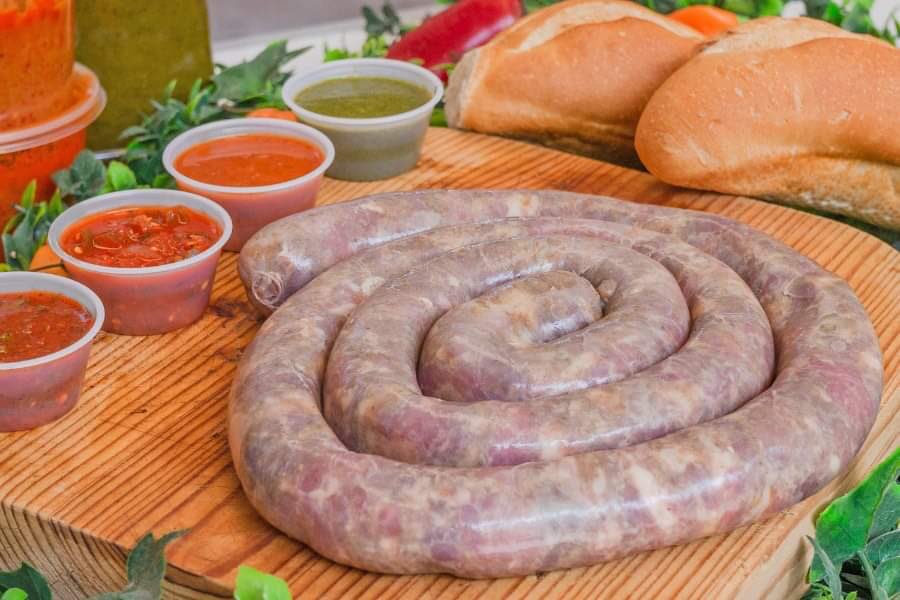 chino_arrieta's tweet photo. #Viernes #FinDeSemana 🎉🥳
Este fin de semana que no falte en tu asador el delicioso sabor del #ChinoArrieta.

             #GranPaquete 1kg de #ChorizoArgentino + #Chimichurri + #salsaroja + #PanFrances + #SalsaBorracha + #frijolesconveneno     Por solo $350 https://t.co/nrVZnY2Rwb
