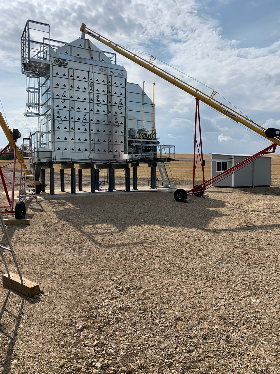 ufabenh's tweet photo. Another Grain Handler dryer by UFA drying damp wheat.  Brand new 1608 dryer. @UFAcooperative @meridianmfg https://t.co/WKFnMEZSnW