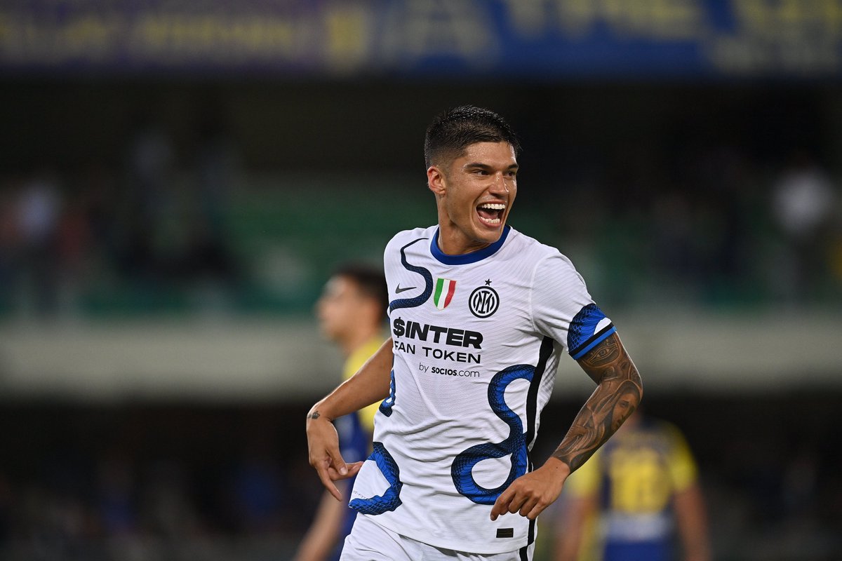 Inter_id's tweet photo. 😍 | TUCUUU
 
@tucu_correa adalah ______

#VeronaInter #ForzaInter https://t.co/L7CiLnBw5W