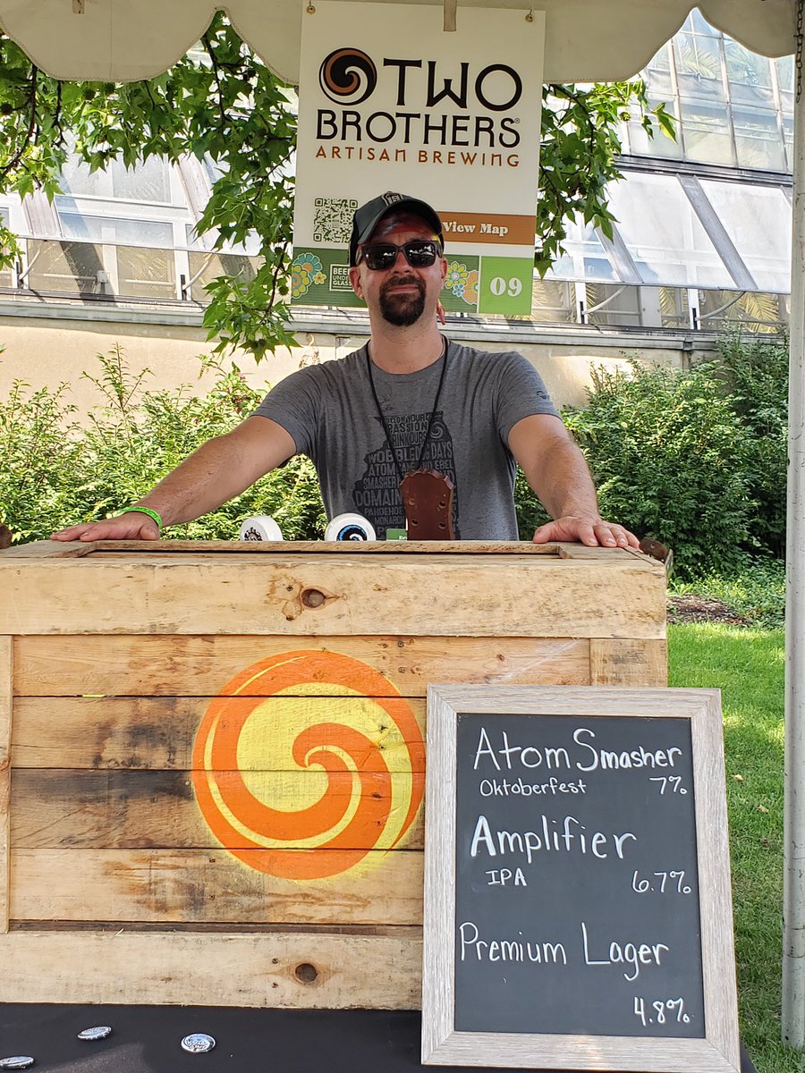 TwoBrothersBeer's tweet photo. Come get a taste!
#BUGISBACK https://t.co/ENPekjfZNR