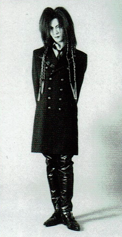 degtau's tweet photo. 1996年
GOSICK
としや
ベース

#DIRENGREY #GOSICK #Toshiya #としや https://t.co/CmvofIZrSW