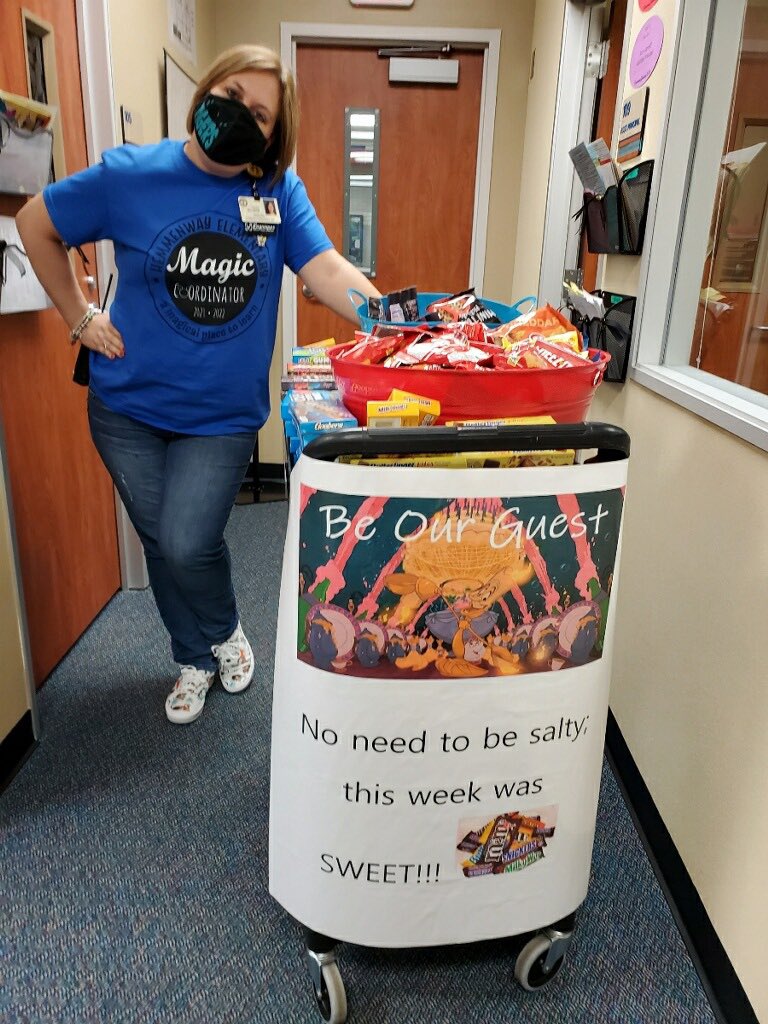 PrinSilliman's tweet image. It’s been a magical week at @HemmenwayStreak We invited our staff to “Be Our Guest” at our treat cart this afternoon.  Sweet and salty snacks to celebrate a fabulous first week of school! #cfisdspirit @CyFairISD #Disneytheme