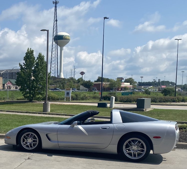 JasonRepeta's tweet image. Sure did….. #2Chevys #C5