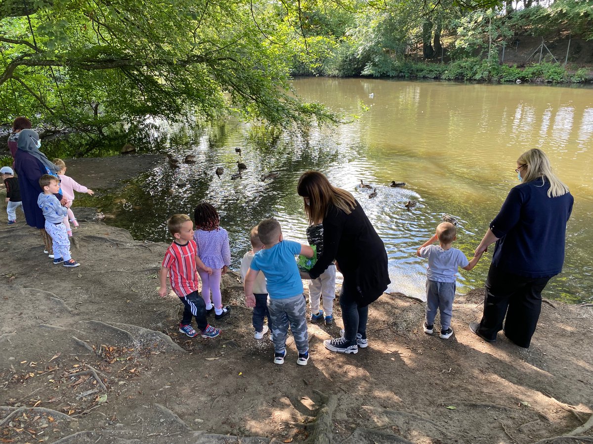 Our first walk to the duck pond this school year! 
Our afternoon class had a walk to the duck pond, feeding the ducks oats. We learned what is safe and unsafe for ducks to eat.
Two of our friends also wanted to show our new friends the waterfall beside the pond 🦆 <a href="/heathryburn/">Heathryburn School</a>