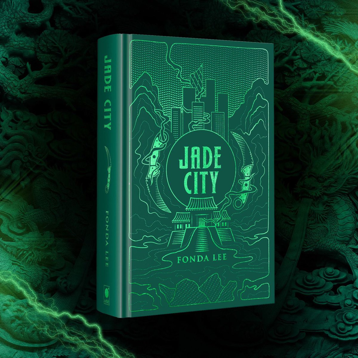illumicrate's tweet photo. We are so proud to present, in collaboration with Fonda Lee (@FondaJLee) and Orbit Books UK, Illumicrate Archives: The Green Bone Saga! This incredible trilogy is ending this year, and we couldn’t let that pass without a special edition box to celebrate! https://t.co/9Ynmyq9AZj