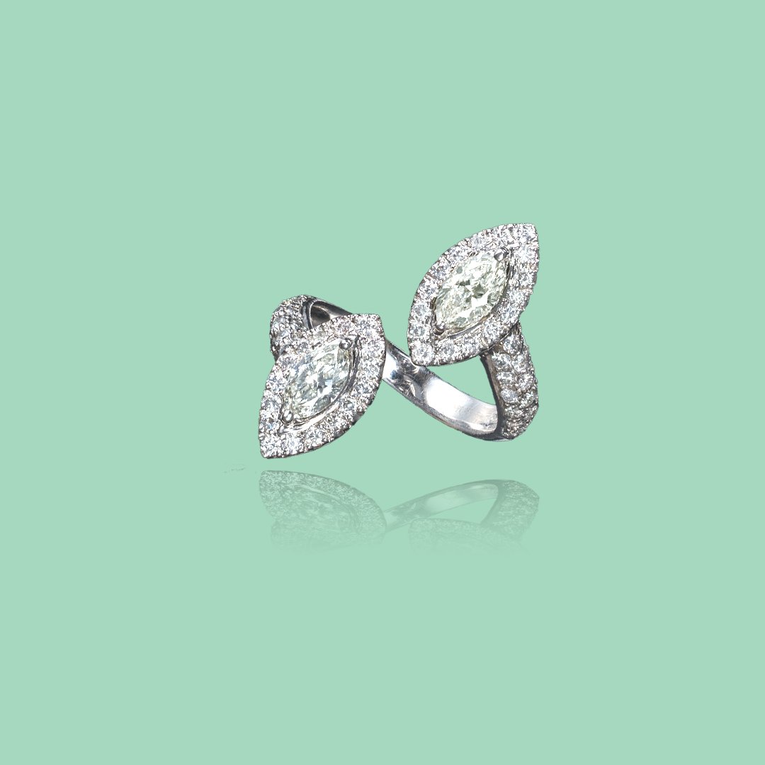 MirariJewels's tweet photo. A masterpiece crafted from marquise-cut white diamonds, this ring is a true statement that can be worn solo or stacked with your favourite pieces!
#mirari #rings https://t.co/GxL0HalmLj