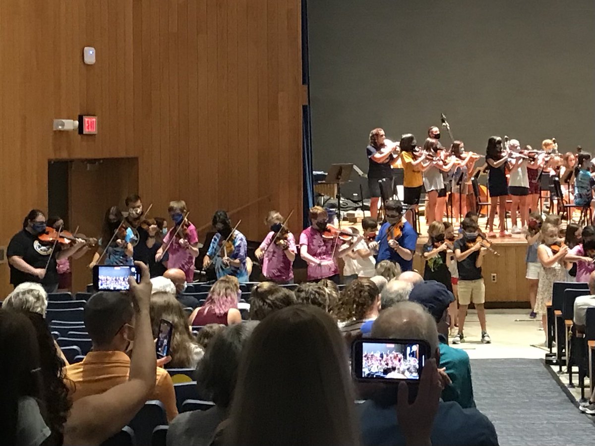 Jumpstarters &amp; veterans - West Genesee String program alive &amp; well - continuing the Wildcat Legacy - well done! ⁦<a href="/WGFineArts/">West Genesee Fine Arts</a>⁩ ⁦<a href="/WestGeneseeCSD/">West Genesee Schools</a>⁩
