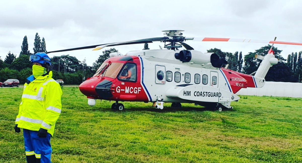 A safe landing site for Rescue 912 today and assist in casualty transfer #999coastguard