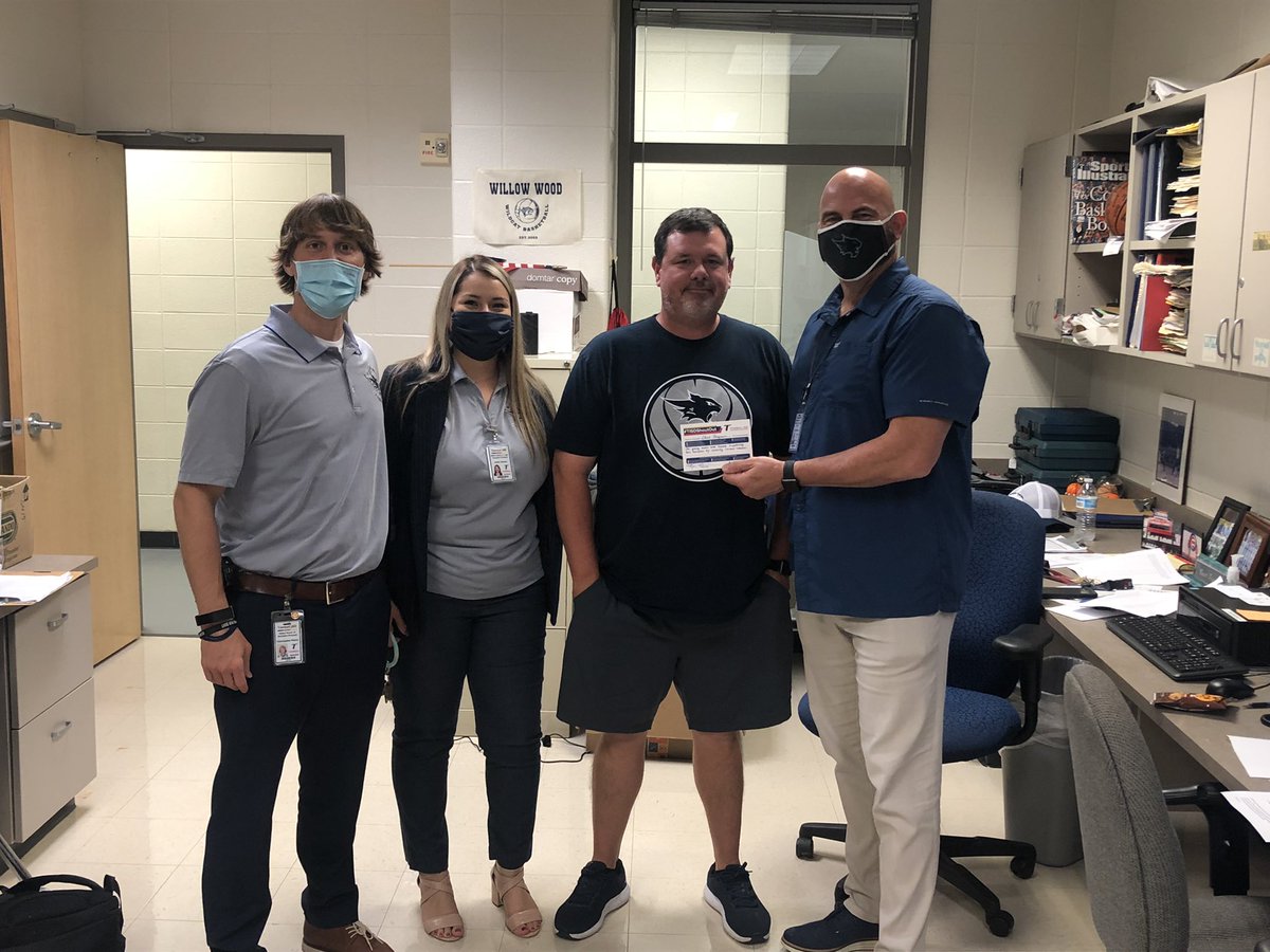 Shoutout to <a href="/TISDWWJHS/">Willow Wood Junior High</a> teachers Mrs Janda, Mrs, Kennedy, Mr. Collins and Mr. Ferguson as they are #unstoppable serving our campus and going above and beyond!
