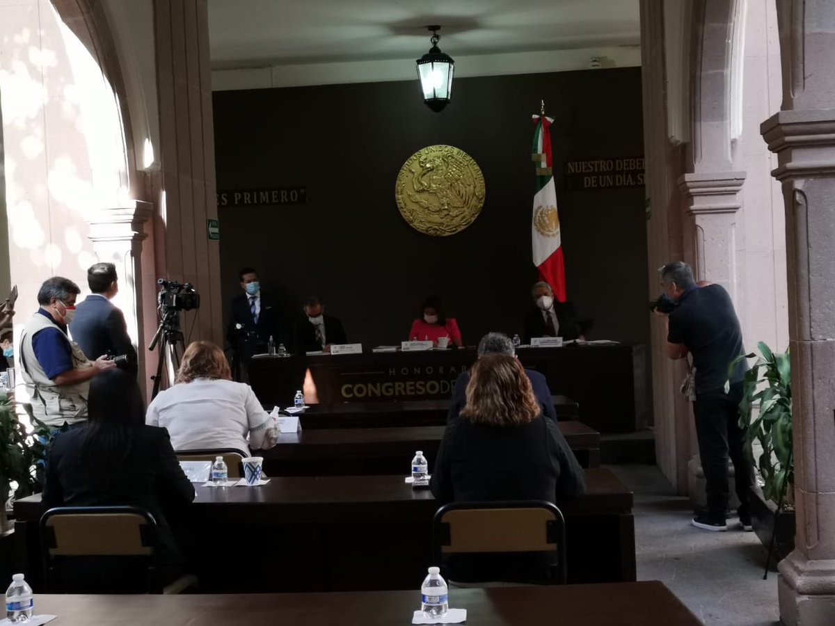 MartinJuarezC's tweet photo. #BuenViernes comparece el secretario general de gobierno Jorge Daniel Hernández Delgadillo por la glosa del #6oInforme de gobierno https://t.co/Cc7hc65Ak6