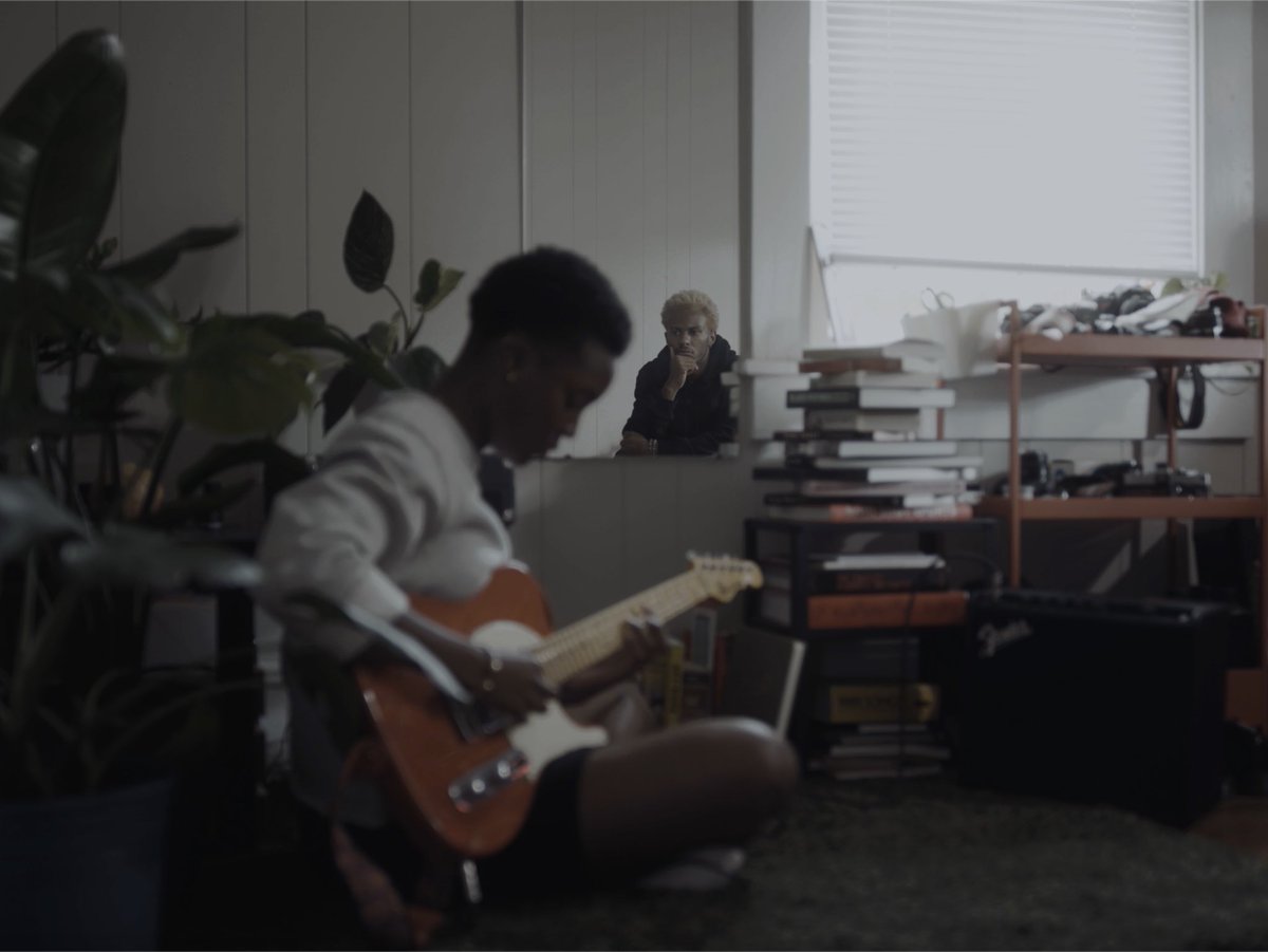 How I’m looking at you if you haven’t seen Brain Fluid…. Also Sam Leathers is brilliant with the 🎥 ✨

donlifted.lnk.to/BrainFluidTW

#donlifted #fatpossum