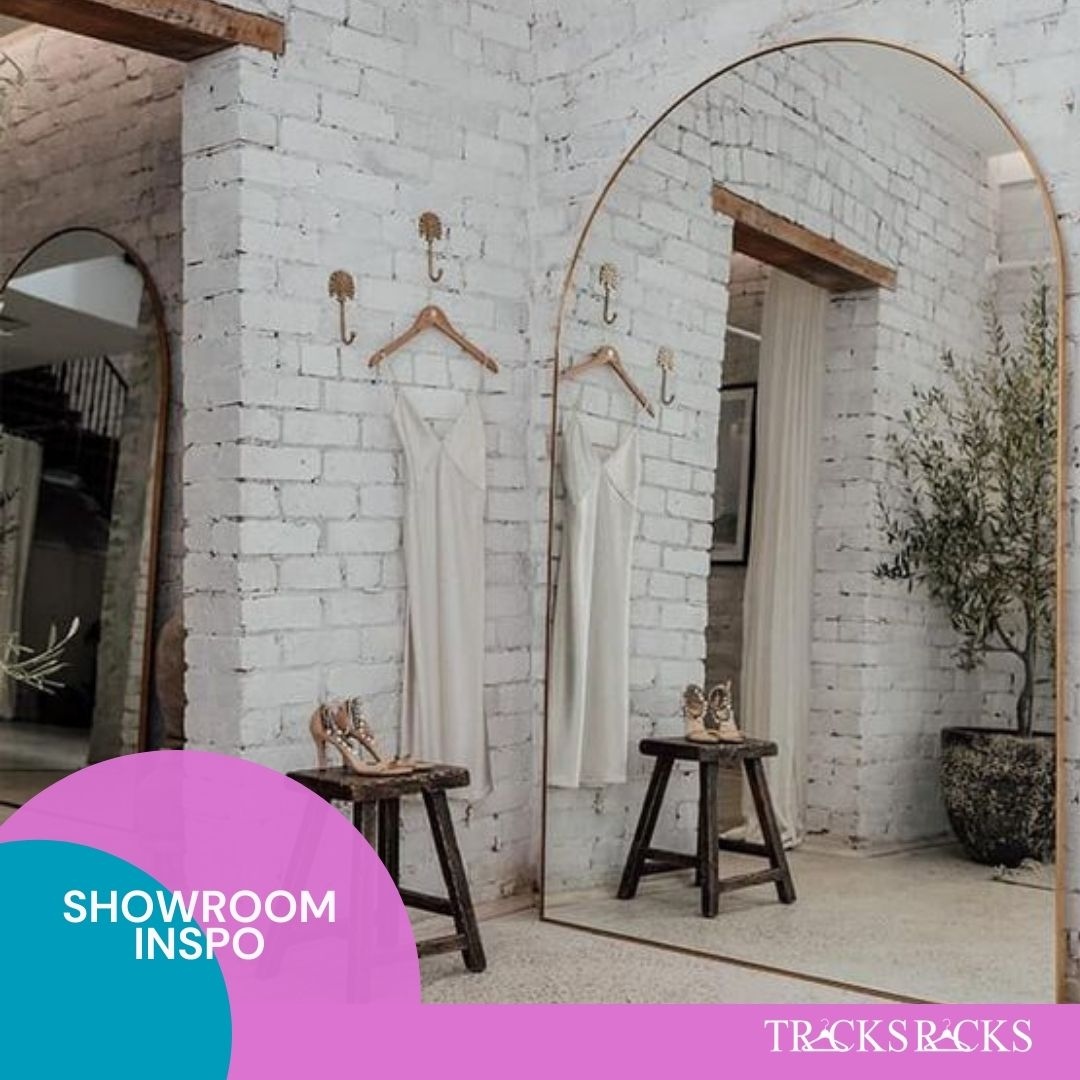 A look inside @grace_loves_lace try-on and showroom! We're obsessed

#style #ootd #instafashion