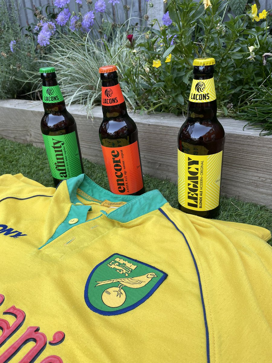 largey's tweet image. Massive thank you to @LaconsBrewery @ChrisReevo and @TalkNorwichCity for the case of wonderful beers that just arrived. Not living in Norfolk has limited my ability to try, so I can’t wait to have a couple tomorrow listening to NCFC getting their first win! 💚💛💚