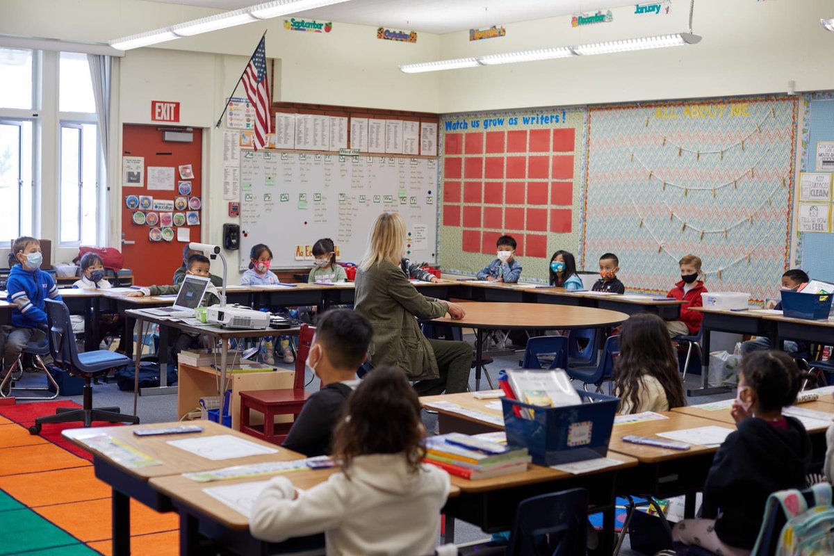 SanBrunoParkSD's tweet photo. There is nothing quite like a school full of happy learners!! Wishing our @SbPortola Pandas an amazing school year! #MASKUPPANDAS #WEARESBP #OneDistrictOneTeam https://t.co/rzaraBE0m9