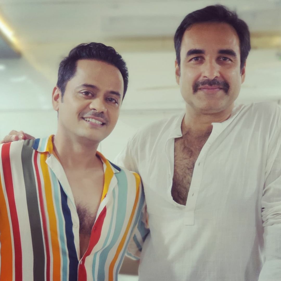 amitosh nagpal (@amitoshnagpal) on Twitter photo I am an actor who writes. And I've been writing for a long time. Now it's time to give voice to those words. The writing work is going to hit the screen soon, but for the humble beginnings,I am too back on set.I'm grateful tht this journey begins with my fav ppl <a href="/TripathiiPankaj/">पंकज त्रिपाठी</a> I am an actor who writes. And I've been writing for a long time. Now it's time to give voice to those words. The writing work is going to hit the screen soon, but for the humble beginnings,I am too back on set.I'm grateful tht this journey begins with my fav ppl <a href="/TripathiiPankaj/">पंकज त्रिपाठी</a>