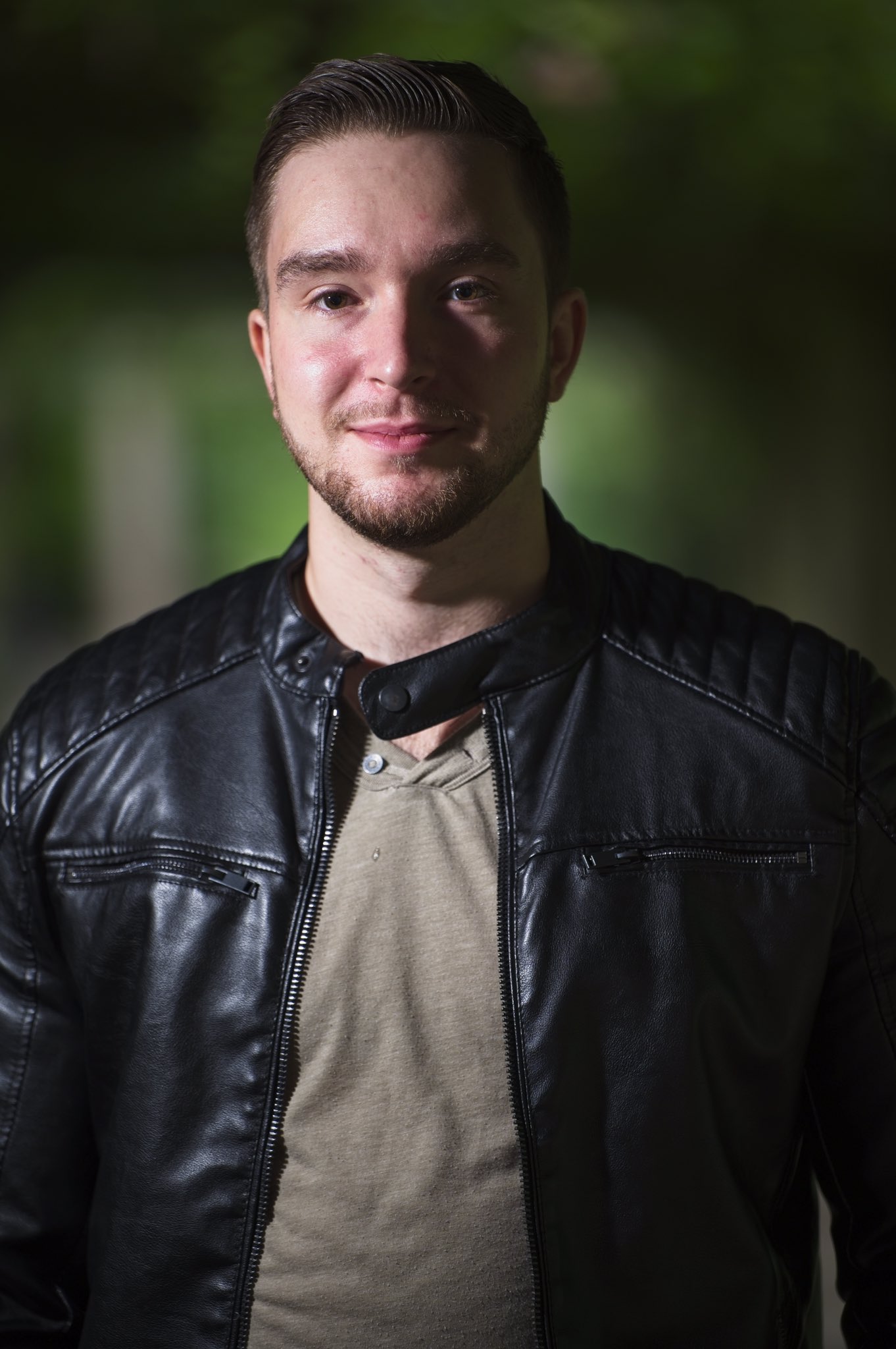 Thomas Henley (ThomasHenleyUK) / Twitter