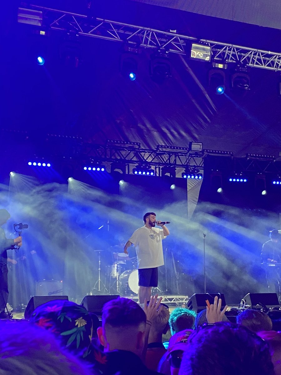 Clare Kitching tweet media