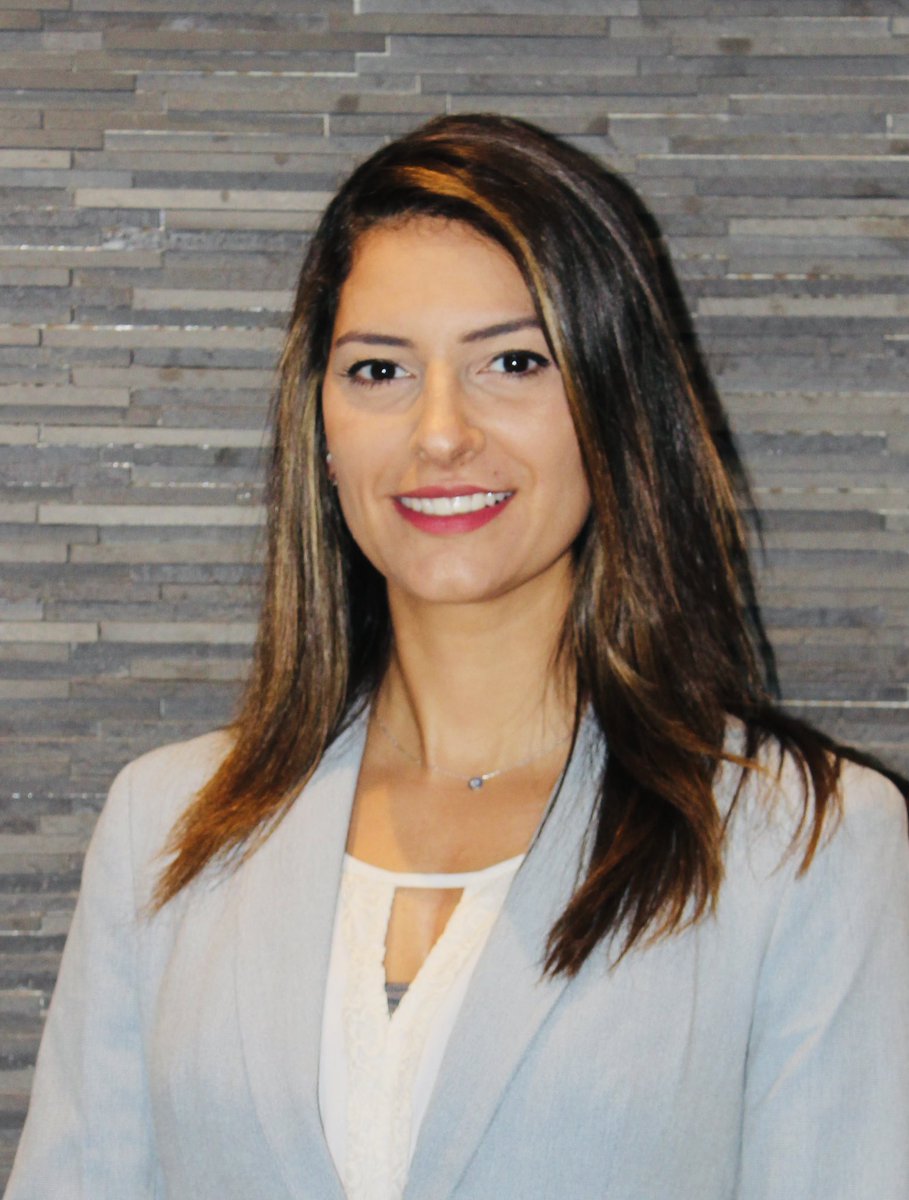 MeriamElahmad's tweet image. It’s Friyay nearing app submission month, so reintroducing
I’m a US #IMG reapplying to surgery #Match2022 , 3rd x is a charm. Don’t let it fool you, I’m hard working &amp;amp; will get there, it’s just some paths are longer than other. Currently loving my time #prelim at UTSW *wink wink*