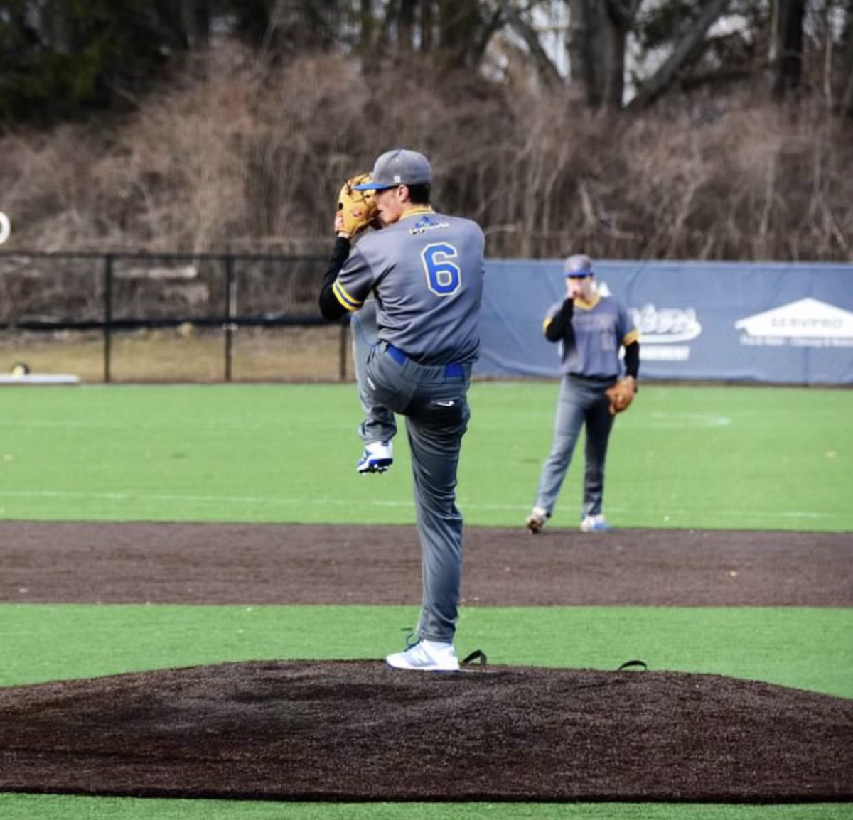 Welcome Danny Medlock from Muskegon CC! A projectable RHP, Danny struck out 10 batters per 9 innings in his junior college career and will look to make an immediate impact on the Crusader pitching staff.