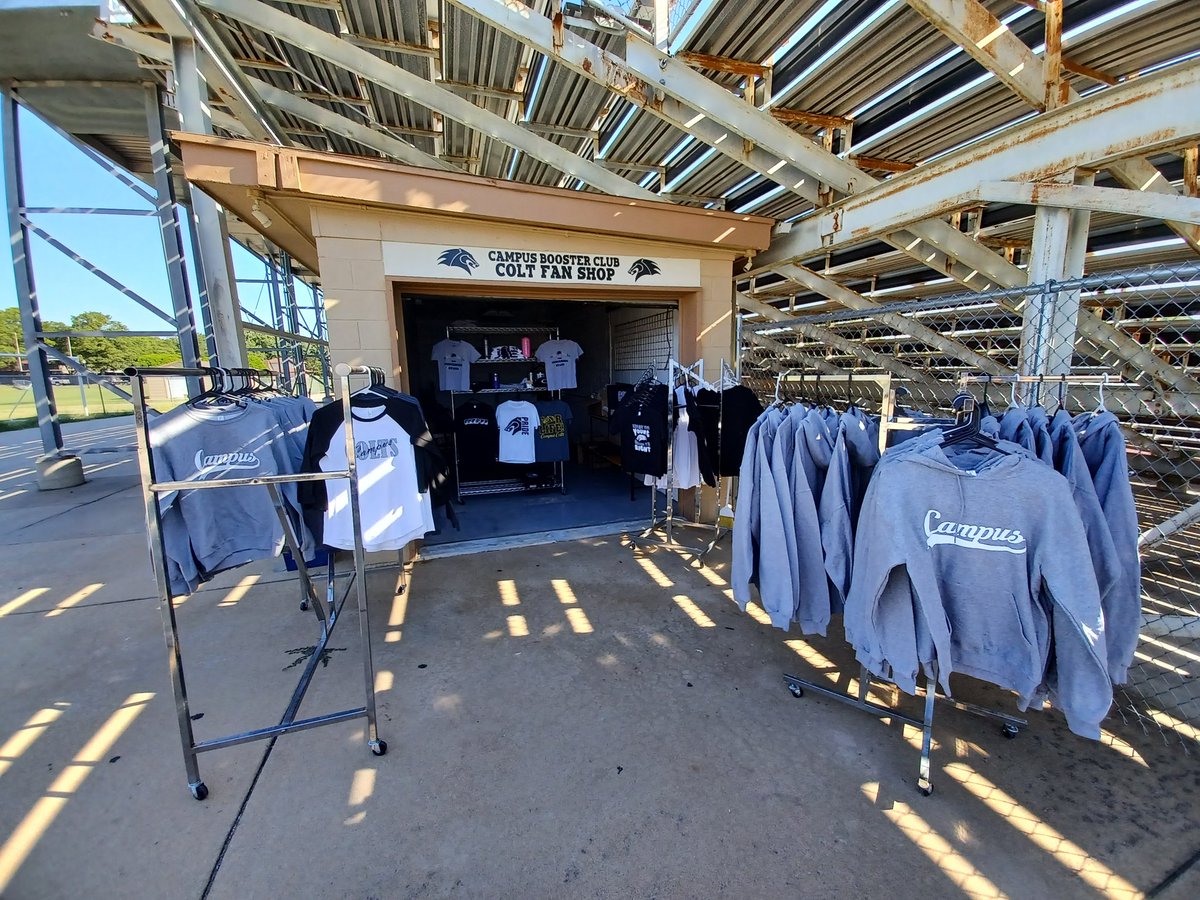 chsbooster261's tweet photo. Football preview starts @ 6pm
Make sure to visit the fan shop and pick up some new colt merch! 🖤🤍🐴 #gocolts #giddyup #campusboosterclub https://t.co/ImtocxiFMp