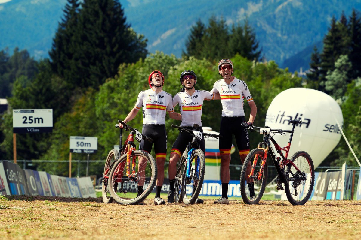 🌈Campeonato del Mundo 2021, Val di Sole 🇮🇹

100% centrado para la carrera de mañana. 📺 15:45

📸 @frabanvisuals