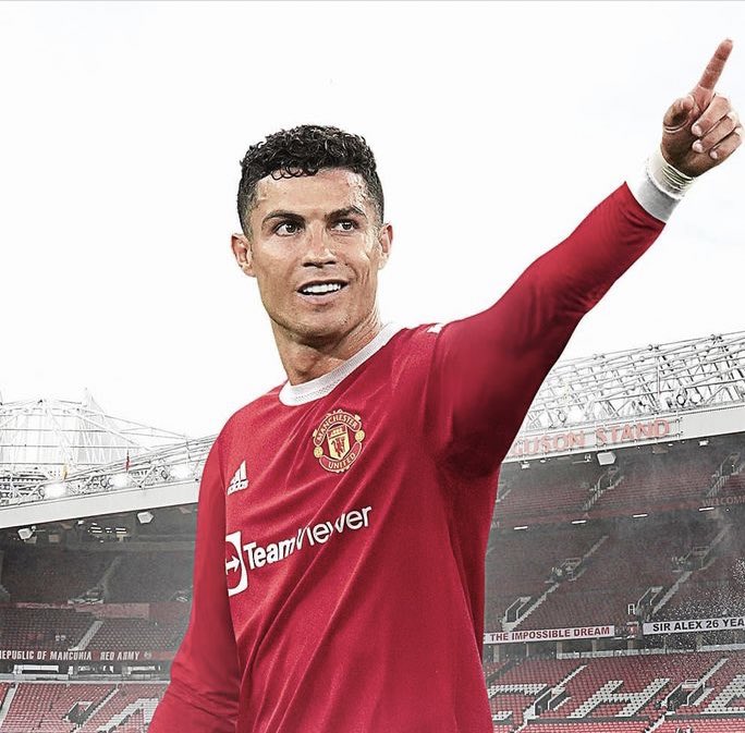 MarcFUTTrader's tweet photo. 🤩🔥 GIVEAWAY!

If Ronaldo scores 20 goals this season I will personally giveaway 12,000 Fifa Points to whoever RTs this! https://t.co/bkGTjKojTY