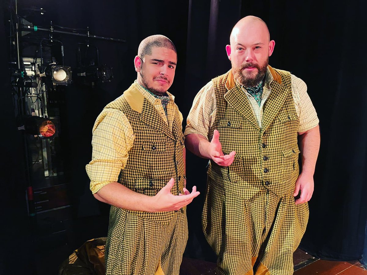 Seanannigans91's tweet photo. Who needs the #Spiderverse when we have our own @mischiefcomedy Multiverse? Shout out to the wonderful #thunderstudies who will always be the backbone of every show. โฅ๏ธ ๐ธ: @mrgabrielpaul https://t.co/Ppt0nn3h0N