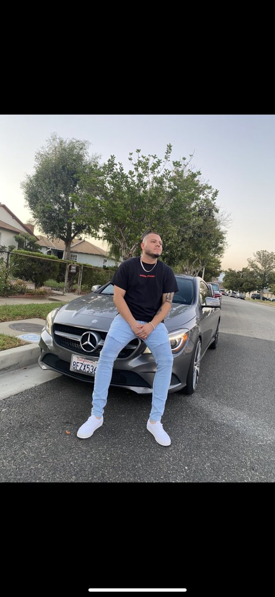 StudCee's tweet photo. Happy birthday to this sexy King 👑 😜 27 is the year , let go 🍾💯 https://t.co/LsFoUkQfWE