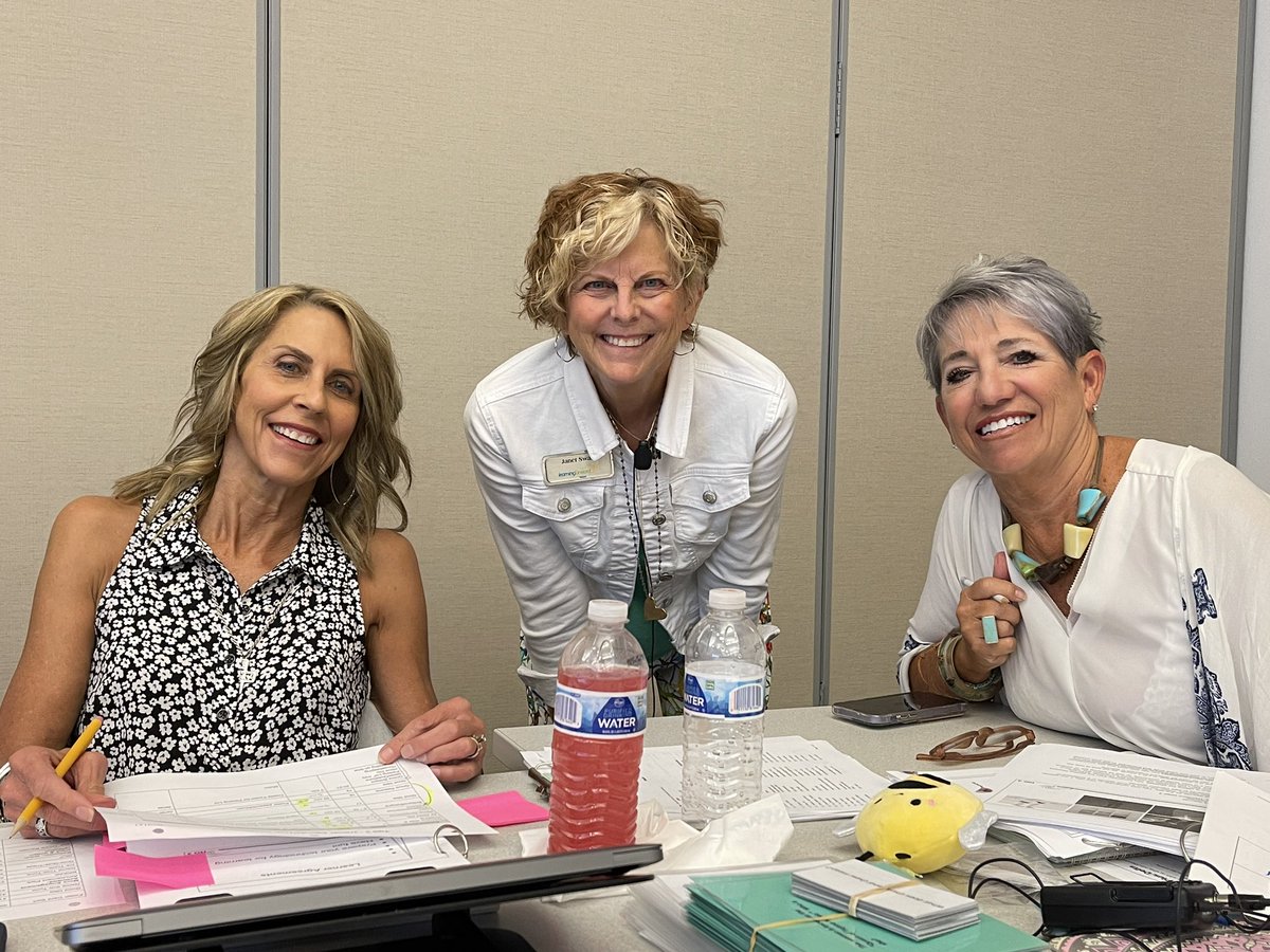 LearnTexas's tweet photo. Ending an engaging week of learning with our friends @ESCRegion11 #tips1 #tips2 #tips3 #cultivatingleadership #LFTXlearns https://t.co/i0eywP3y2S