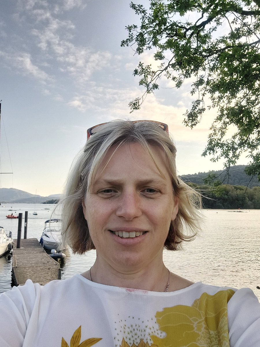 drsaledyer's tweet image. Today's view of the lake. Swimming the length tomorrow #WOW21 #WindermereOneWay #OWS #Openwaterswimming #eventready 
#BownessOnWindermere  @CoachTimSwim @MultiSportJohn