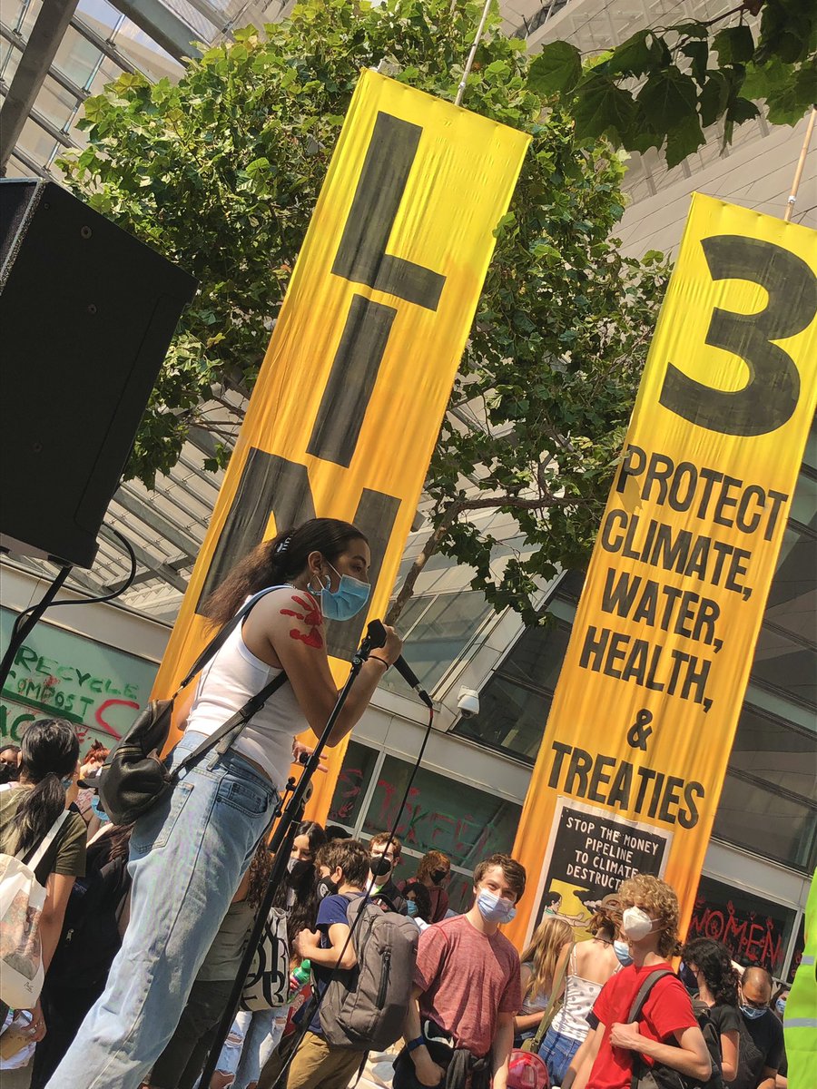 jwjsf's tweet image. We’re in a #ClimateCrisis🔥🔥Out in the streets with @Y_Vs_A calling on @JoeBiden administration to act on it! #StopLine3Pipeline