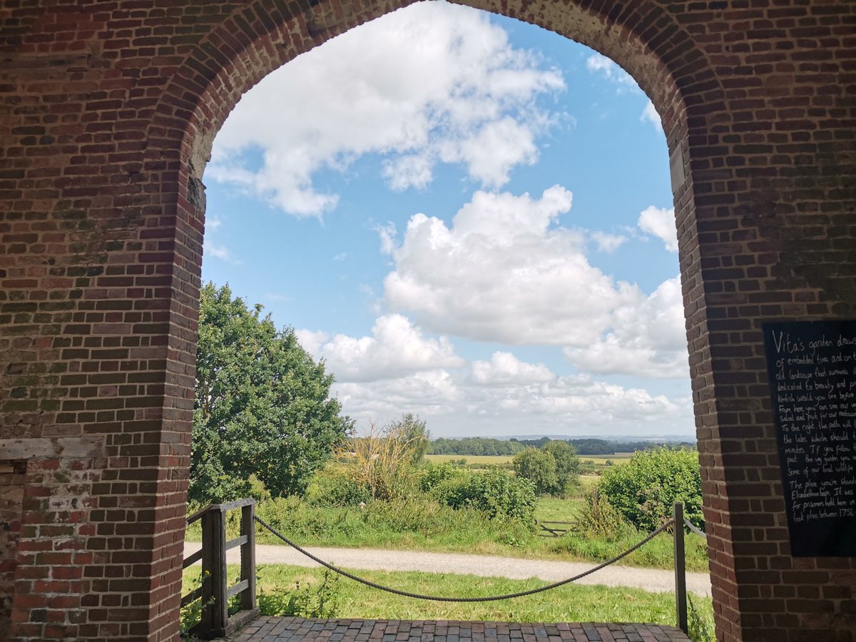 Twitter is an opening to so many positive things. A chance to connect with people from all over the world. I love that many of you share moments, pictures &amp; videos with me. Tonight's was <a href="/BoMargit/">Margit Bo</a> sharing her waltzing video privately ❤️ #feelingthelove