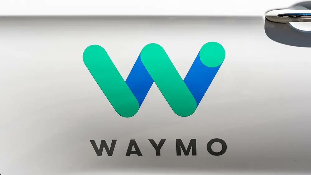 Slava_Kadomets's tweet photo. Alphabet Inc's self-driving unit Waymo said on Thursday that it has ended a two-year effort to sell light detection and ranging (lidar) sensors to other companies.
#Reutets #Aphabet #Waymo #lidar https://t.co/0ocuGiFxvp