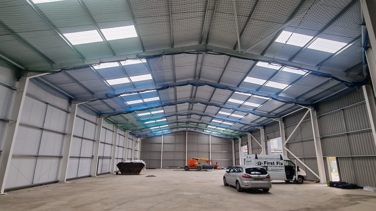 FirstFixGroup's tweet photo. #barking #essex 
#hotrolledbuilding #firepaint now on &amp; #sheeting complete and #roof is on and 2 days from #completion https://t.co/dzb7dvbwbs