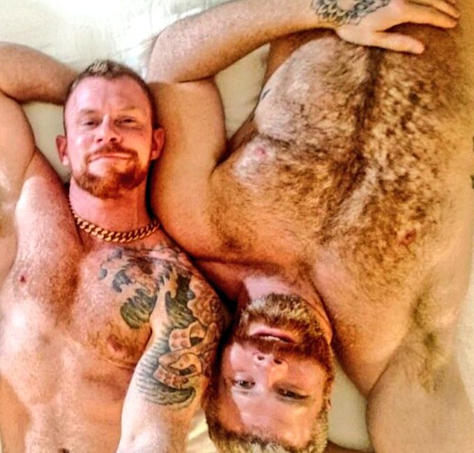 Happy Friday y'all https://t.co/9q09sjdW78