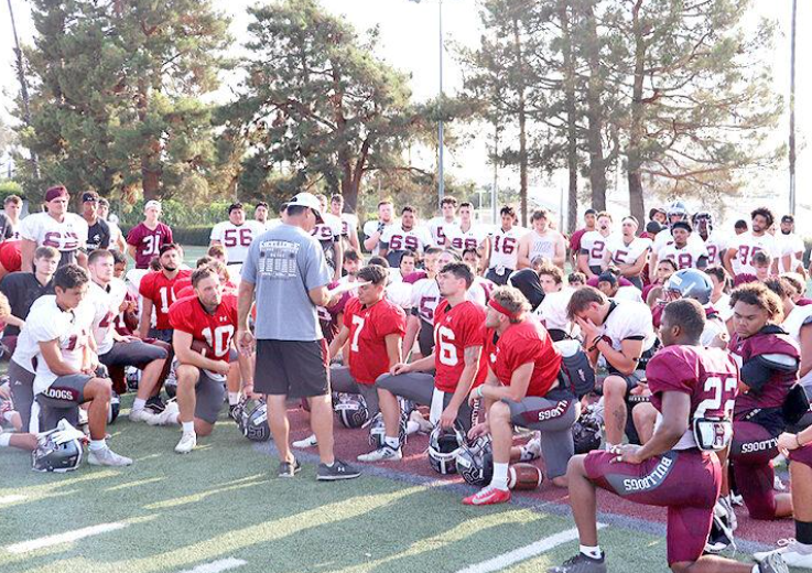 UofRedlands's tweet photo. As excitement builds for the new season, Sports Editor John Murphy takes an inside look at the hard work and determination behind Bulldog Football. 📸:@news_redlands  https://t.co/ZZjczFFW6S https://t.co/1ZHGBb3Rhz