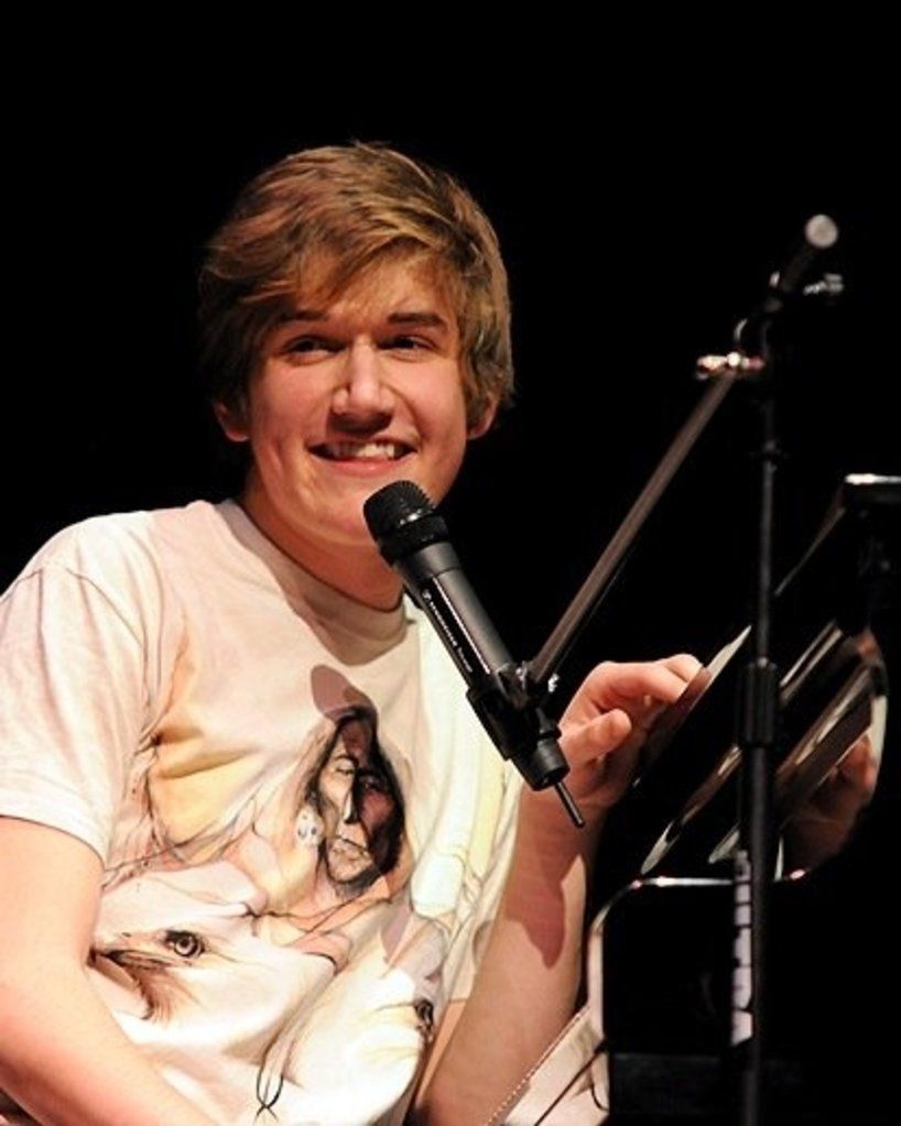 Бо бернем 2022. Бо бернем стендап. Бо бернем. Бо бернем комик. Бо бернем стендап.