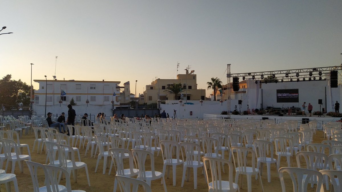 🔴 Pruebas de #sonido en el Teatro Municipal de Sanlúcar de Barrameda a la espera del #público en esta #última #Gala #Flamenca en la ciudad de la manzanilla, las puestas de sol interminables y por supuesto, la #cultura #flamenca. 💃🏽🌹💗

📍 Noche para el recuerdo con <a href="/NaikePonce/">Naike Ponce</a>.