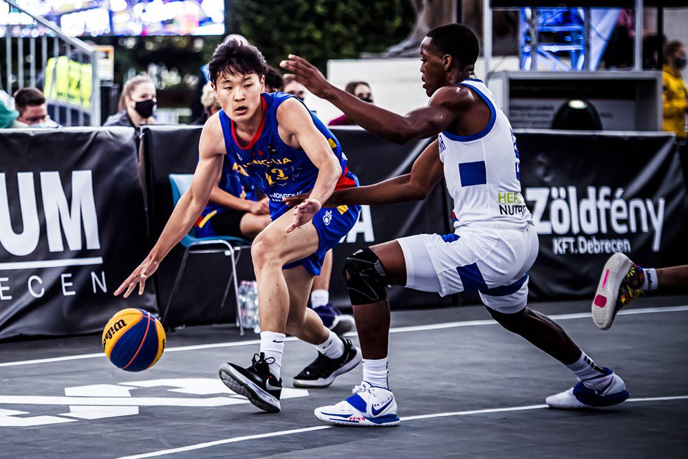 U18 ⛹🏻‍♂️ Team Mongolia 🇲🇳 finished with 1 win and 3 losses in pool stage after very close games in extremely tough Pool B
@FIBA3x3 U18 World Cup in Debrecen #3x3U18 pool B games: 
🇲🇳 16 🆚 18 🇩🇴
🇲🇳 14 🆚 16 🇭🇺
🇲🇳 21 🆚 16 🇷🇺
🇲🇳 19 🆚 22 🇱🇹