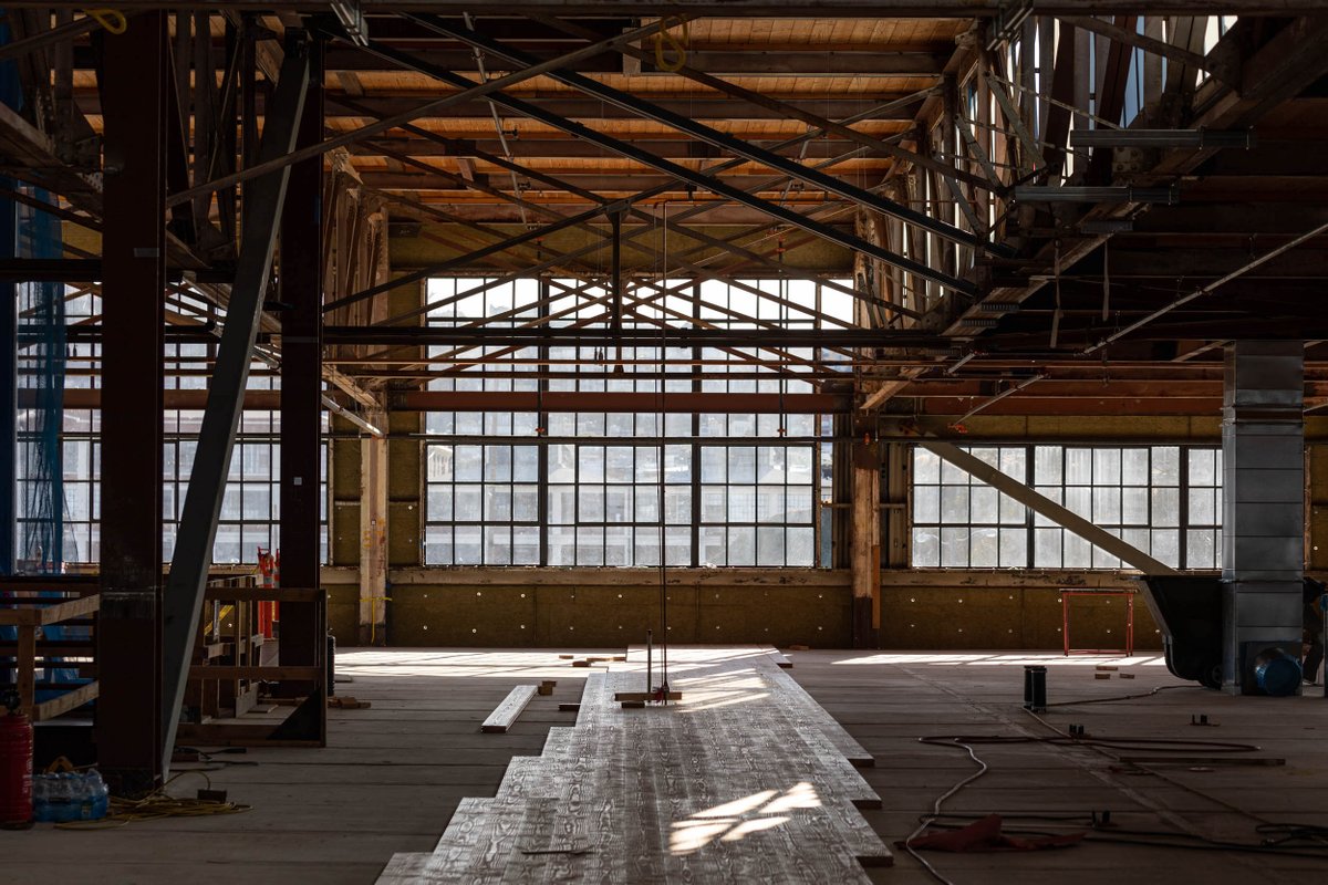 More sneak peeks of #HistoricBuilding12. 
#MadeofSanFrancisco #MadeofCreativity #Pier70SF #Building12 #HistoricRehab #HistoricPreservation #AdaptiveReuse #Dogpatch #DogpatchSF #SFPort #SFHistory

Learn about what's to come here: pier70sf.com/creativity/ 
<a href="/perkinswill_SF/">Perkins&Will SF</a>