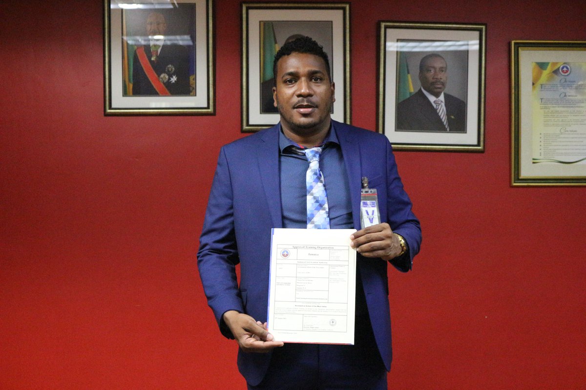 JCAA_NEWS's tweet photo. The JCAA Congratulates the Aeronautical School of the West Indies on their recent certification by our Flight Safety department, as an approved training organization (ATO) providing #flighttraining. #continuetosoar 🇯🇲✈️@aeroclub_wi https://t.co/jUBmV9NJZL