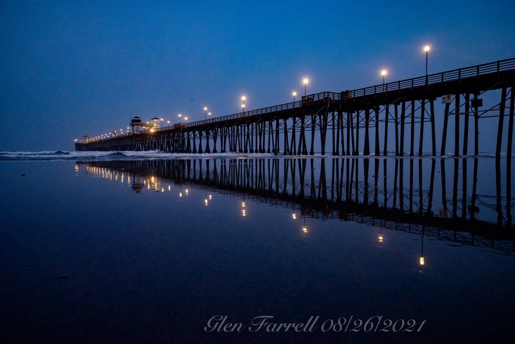 gefarrell's tweet image. We've had some spectacular sunrises and sunsets in @CityofOceanside of late, but here are a few shots from yesterday before the sun came up. @VisitOceanside #oceanside #oceansidepier #reflections
