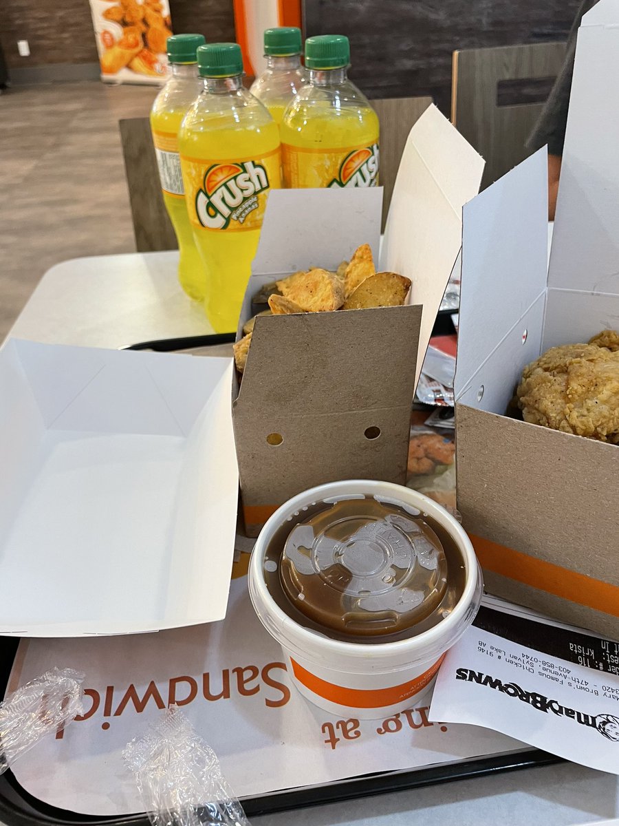 kristalixy's tweet photo. If you’re from ‘ome, you’ll know!!! @MaryBrowns you have made my DAY!!! https://t.co/yfouBSW5bn